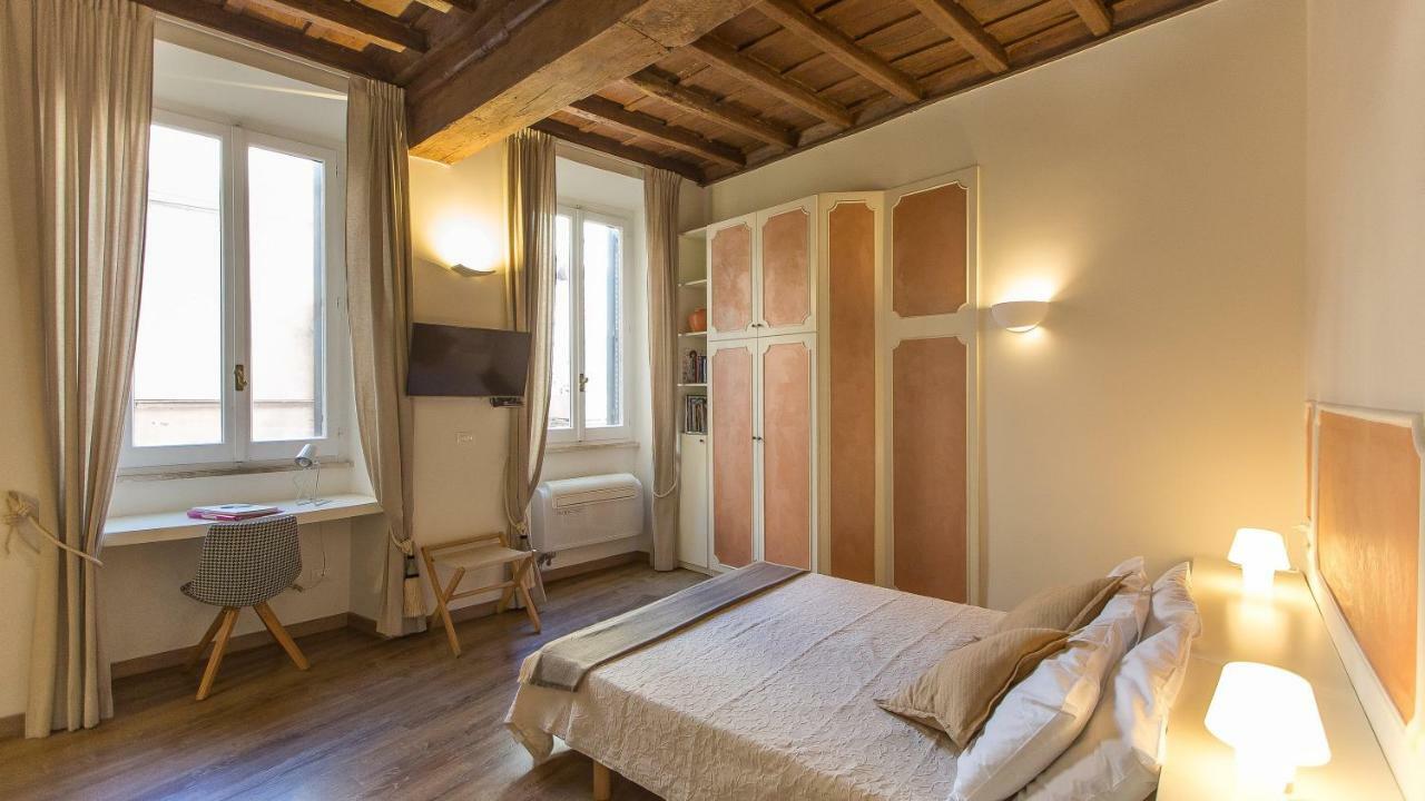 Appartamento In Leutari Roma